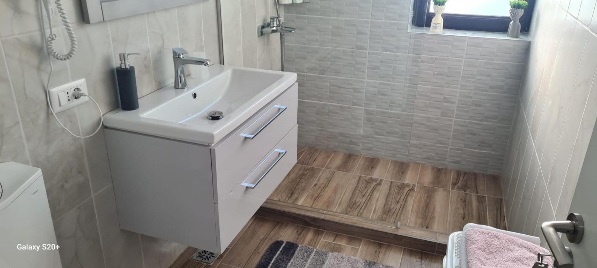Apartament Lucian Apartment Ramnicu Valcea Luaran gambar